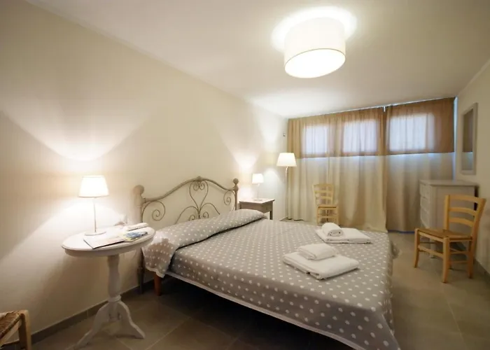 Appartamenti Procchio 프로키오