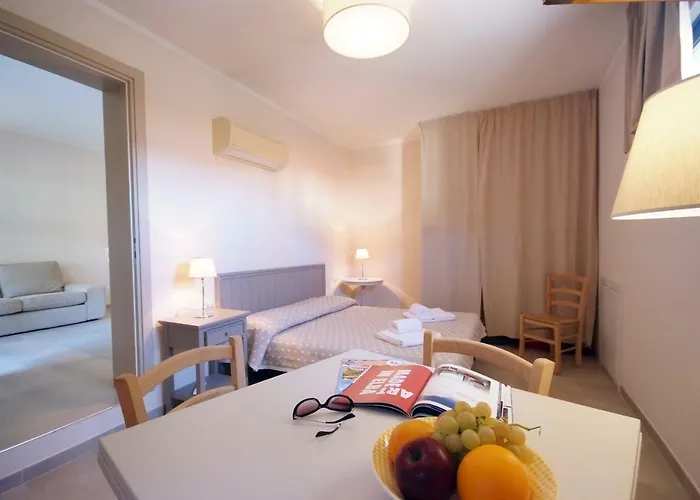 Appartamenti Procchio Apartman *